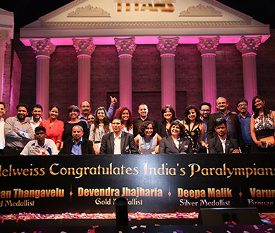 Team Edelweiss with the Paralympic Medallists at Edelweiss Titans 2016 Life-At-Edelweiss